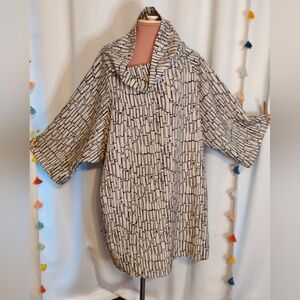 bryn Walker transition chic  Abstract Tunic minimalist structured Mini oversized